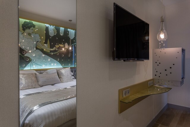 Hotel Les Bulles de Paris