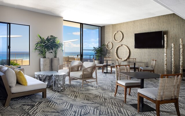 ザ ツイン フィン  ホテル