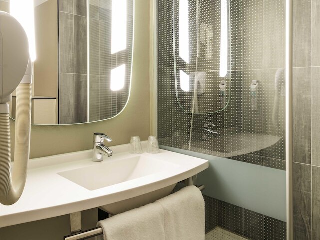 イビス パリ ガール ドゥ ノール シャトー ランドン 10 エム ホテル