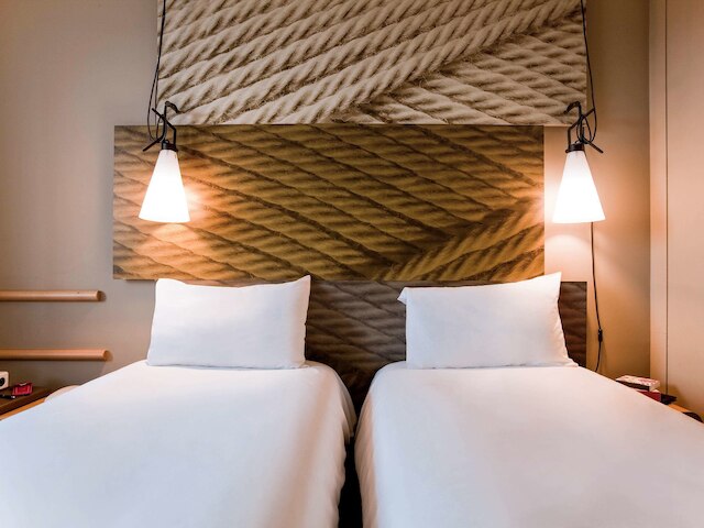 イビス パリ プラス ディタリー 13th