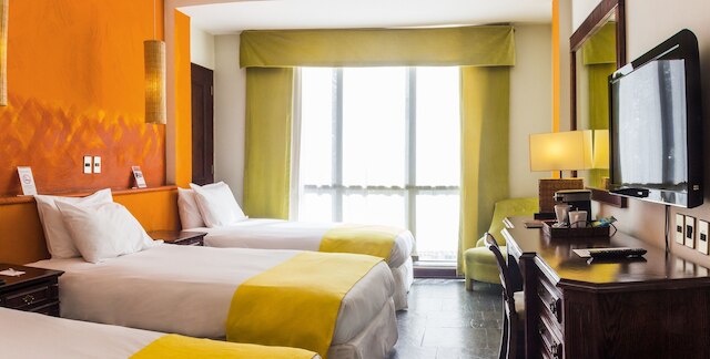 ホテル ファンダドール