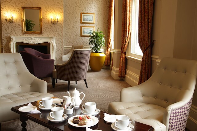 ジ エンジェル ホテル