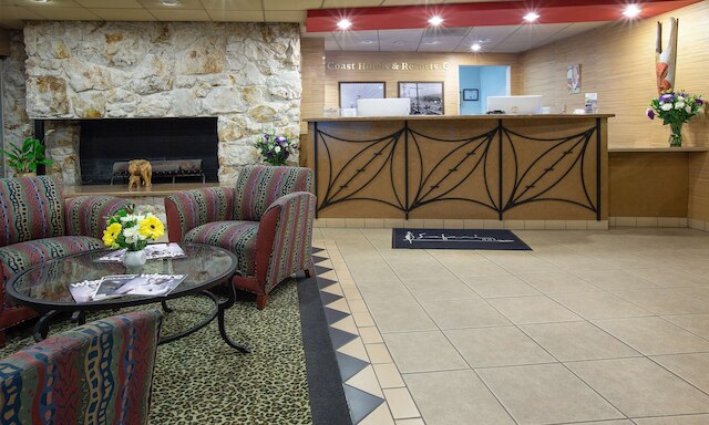 サファリ イン、ア コースト ホテル