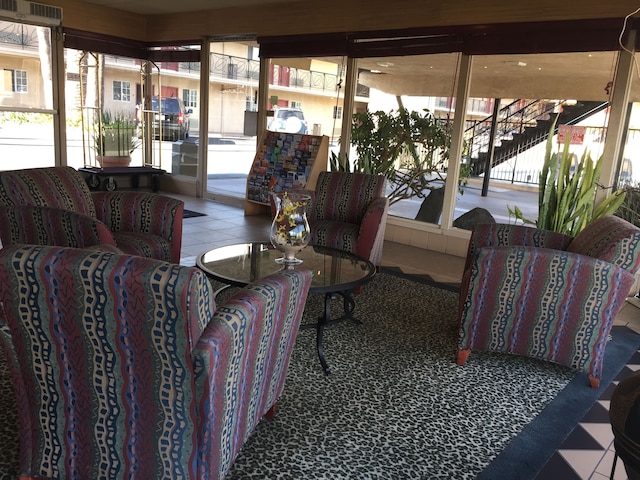 サファリ イン、ア コースト ホテル