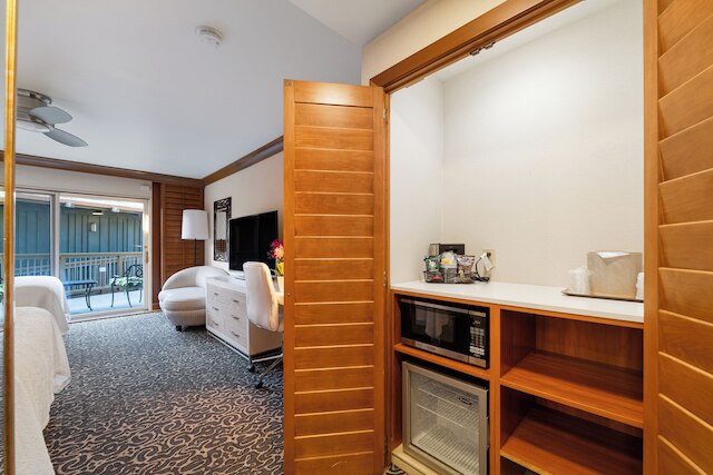 ハンフリーズ ハーフ ムーン イン