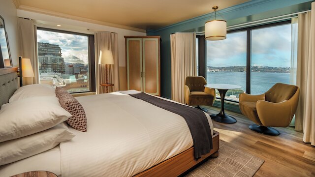 イン アット ザ マーケット