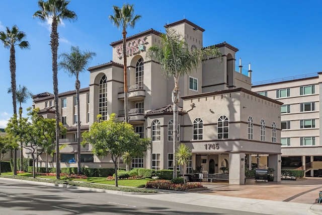 ピーコック スイーツ