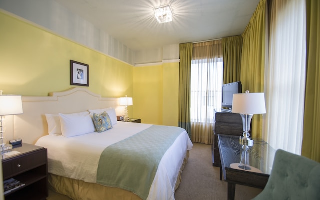 ホテル デラックス