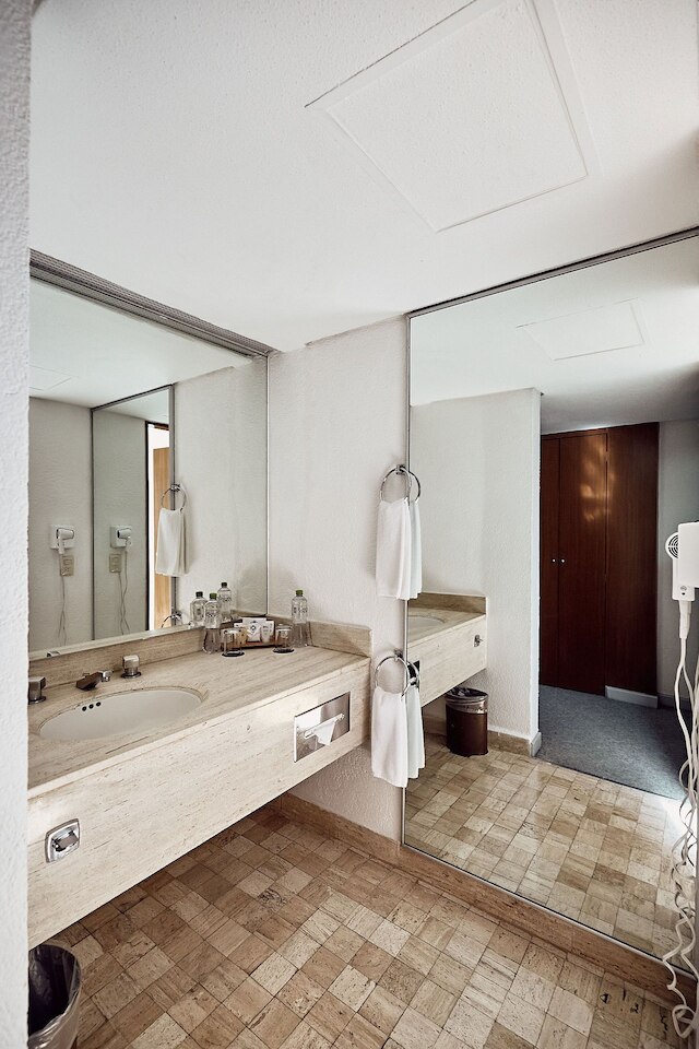 ホテル デル プラド