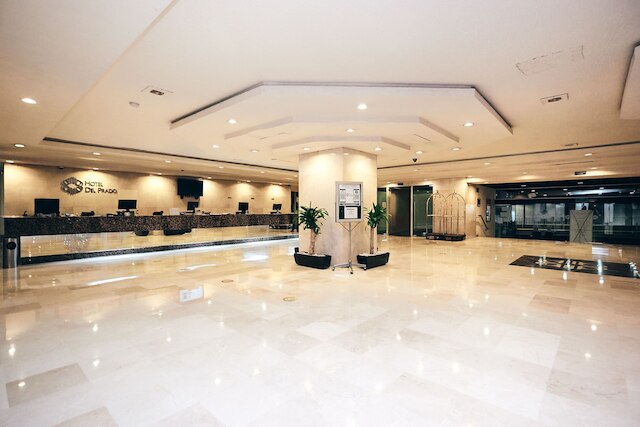 ホテル デル プラド