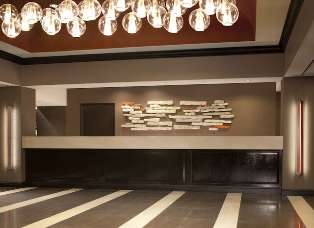 エンバシー スイーツ バイ ヒルトン オースティン アーボリータム