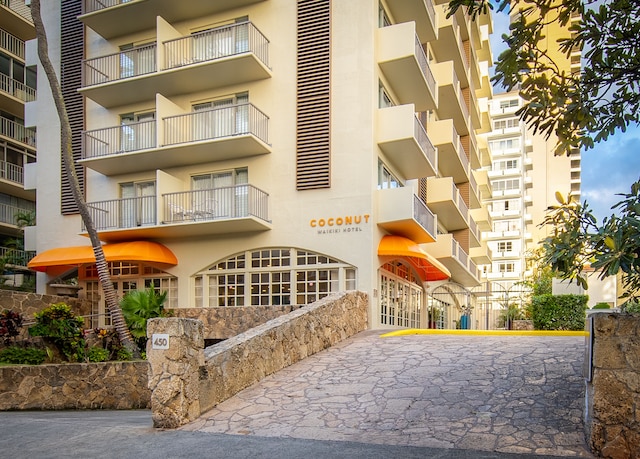 ココナッツ ワイキキ ホテル