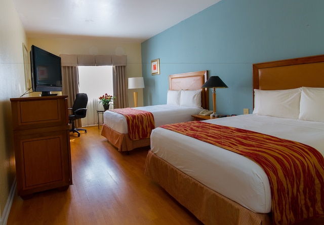 ロードウェイ イン サウス マイアミ コーラル ゲーブルズ