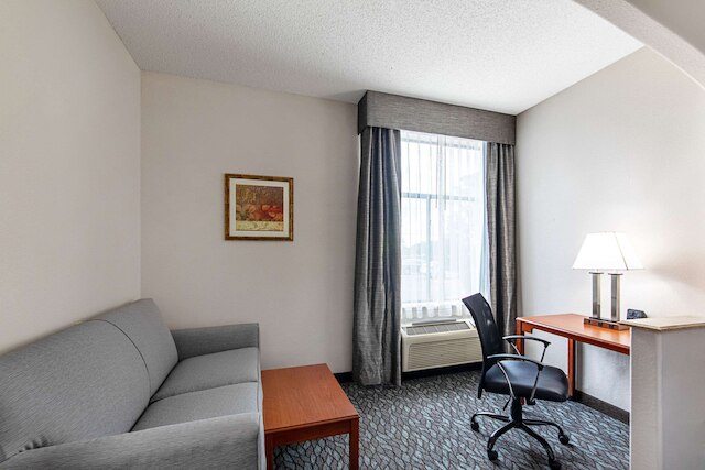 クオリティ スイーツ オースティン サウス セント エルモ ディストリクト