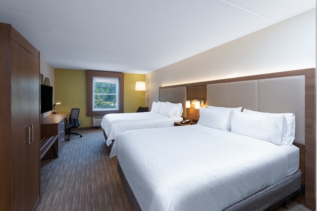 ホリデイ イン エクスプレス ステートカレッジ アット ウィリアムズバーグスクエア by IHG