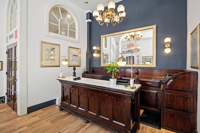 ジ アンドリュース ホテル