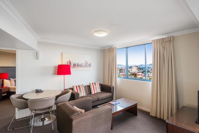 マントラ オン クイーン