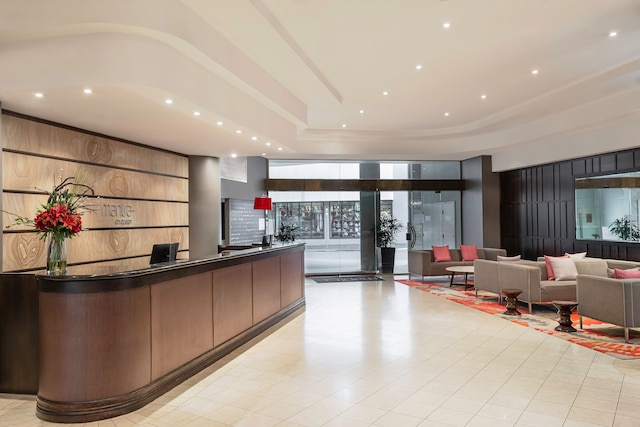 マントラ オン クイーン