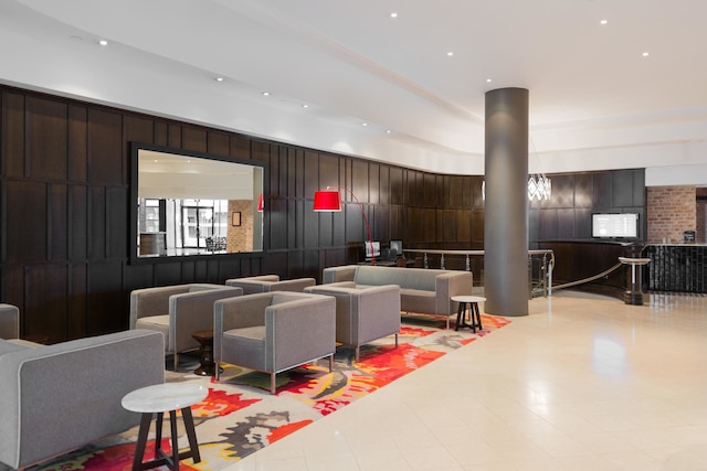 マントラ オン クイーン