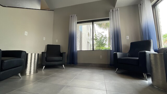 デスティニー パームス ホテル メインゲート ウエスト