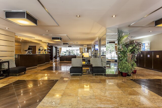 ル ヌーベル ホテル