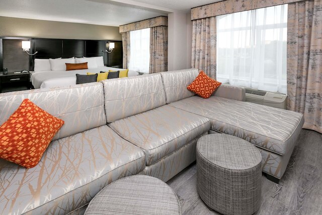 ウインゲート、ウィンダム ダラス ラブ フィールド