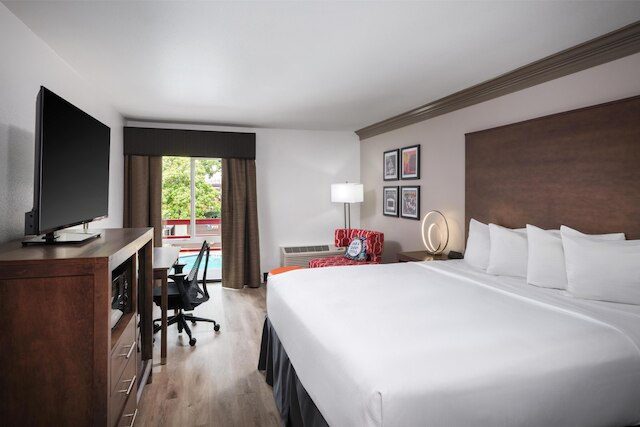 アイデン オースティン シティ ホテル