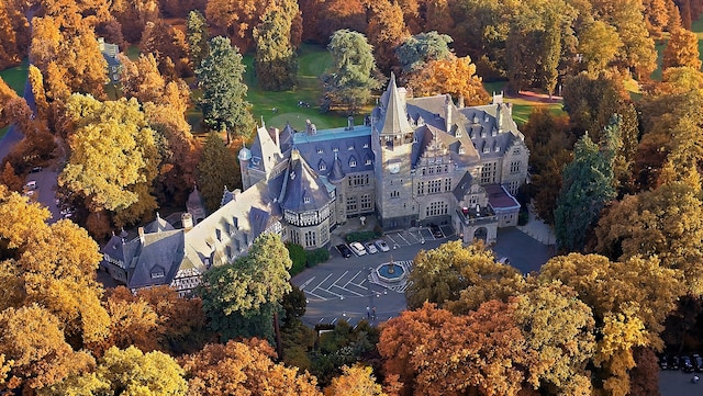 シュロスホテル クロンベルク - ホテル フランクフルト