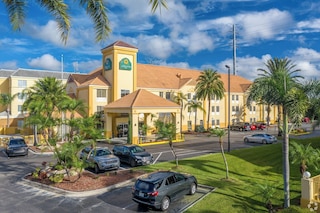 ラ キンタ イン & スイーツ バイ ウィンダム オーランド ユニバーサル エリア