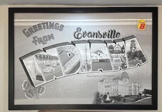 スーパー 8 バイ ウィンダム エバンズビル イースト