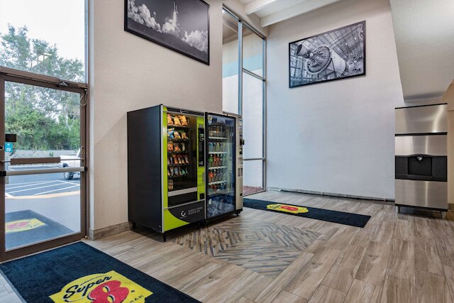 スーパー 8 バイ ウィンダム メルボルン