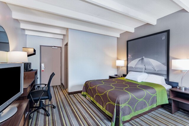 スーパー 8 バイ ウィンダム メルボルン