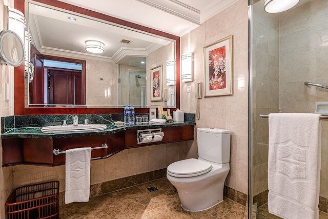 シャングリ・ラ 武漢 (武汉香格里拉)