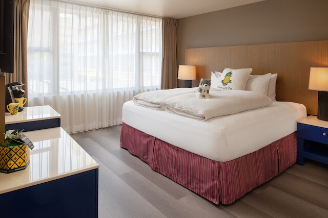 ステイパイナップル ホテル ローズ ダウンタウン ポートランド