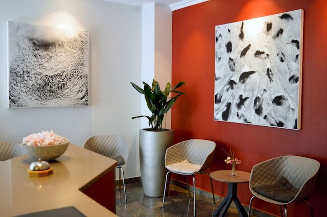 アスター & アパートホテル