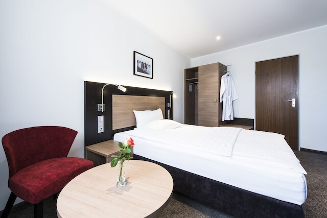 アスター & アパートホテル