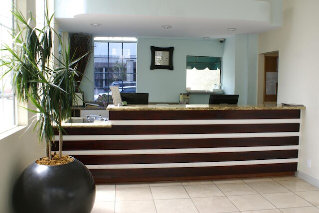 クイーンズ・イン・アナハイム