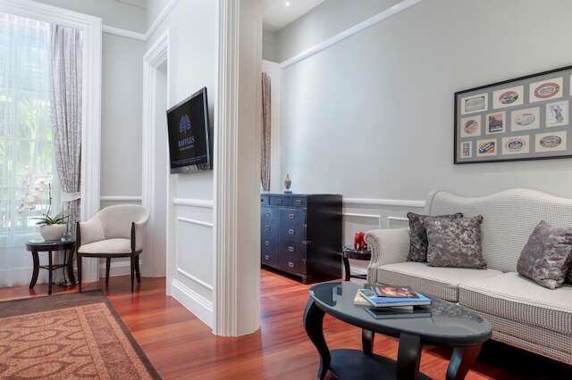 ラッフルズ グランド ホテル ダンコール