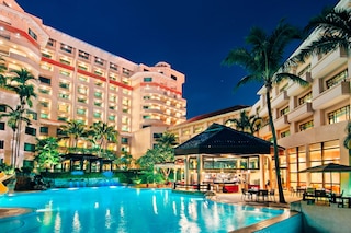 パラドックス シンガポール マーチャント コート アット クラーク キー