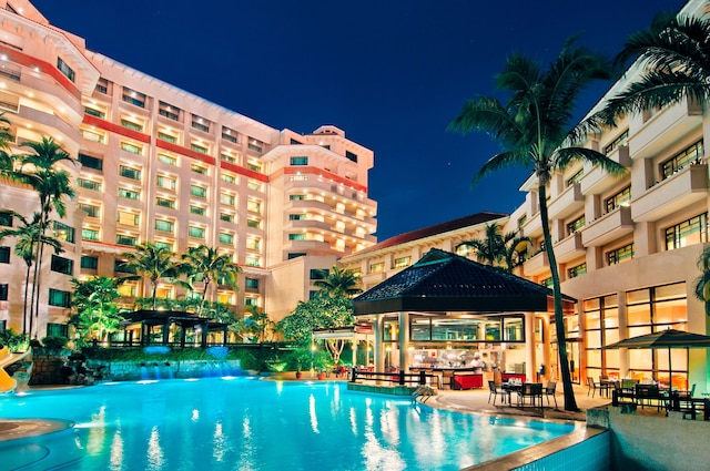 パラドックス シンガポール マーチャント コート アット クラーク キー