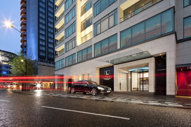 コモ メトロポリタン ロンドン