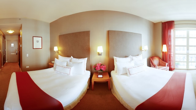 ホテル ジラフ バイ ライブラリー ホテル コレクション