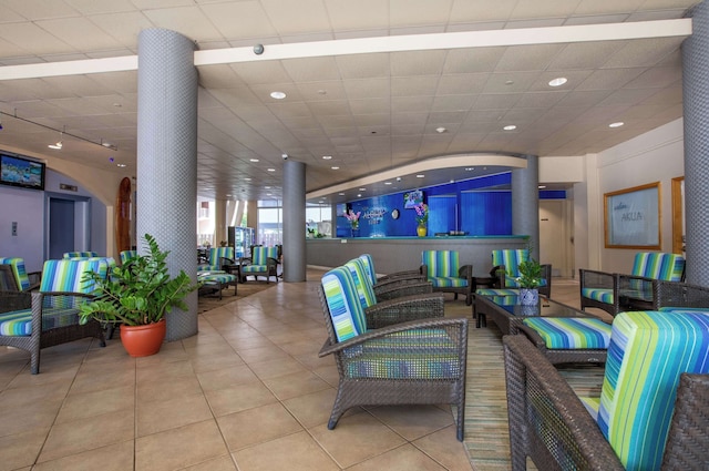 アクア アロハ サーフ ワイキキ