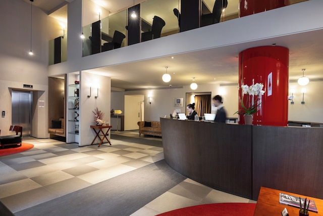 iH ホテルズ ミラノ アンバシアトリ