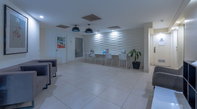 アビー オン ローマ ホテル & アパートメンツ