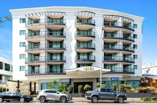 コスモ アパートメント ホテル