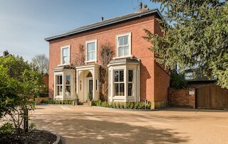 イレブン ディズベリー パーク