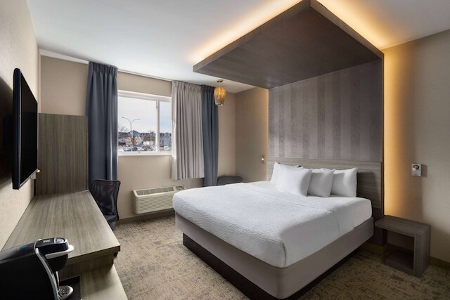 ラマダ バイ ウィンダム ブロンクス