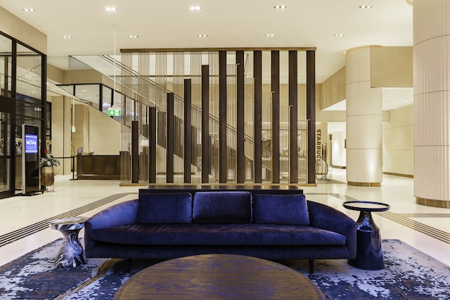 ヒルトン ナイアガラ フォールズ / フォールズビュー ホテル & スイーツ