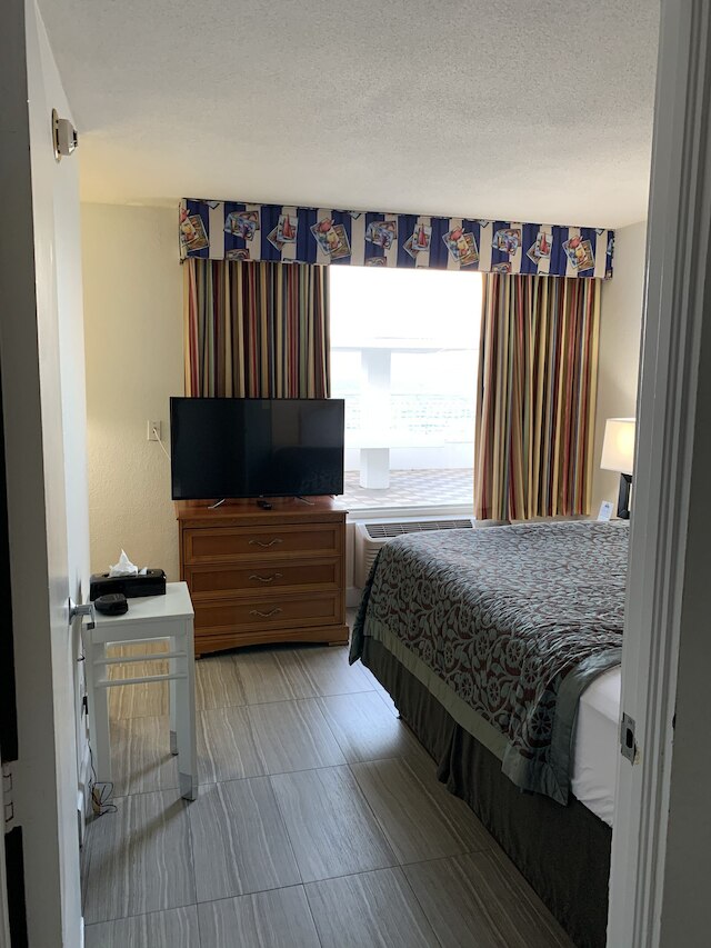 アリヤ ブル イン & スイーツ